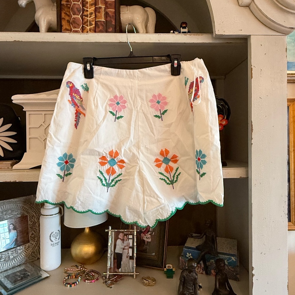 J. Marie tessie shorts embroidered Large L nwt - Picture 7 of 7